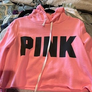 Victoria’s Secret Pink cropped hoodie NWOT